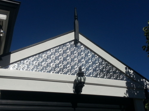 apm fleur raw gable closeup opt