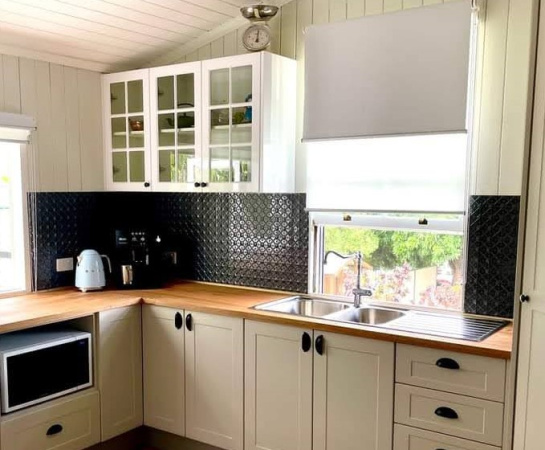 apm_geometric_blk_brisbane_1